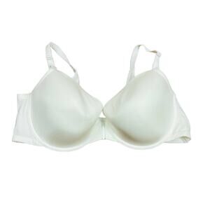 Torrid Plus Size White Bra T-shirt Intimates Curve 42D